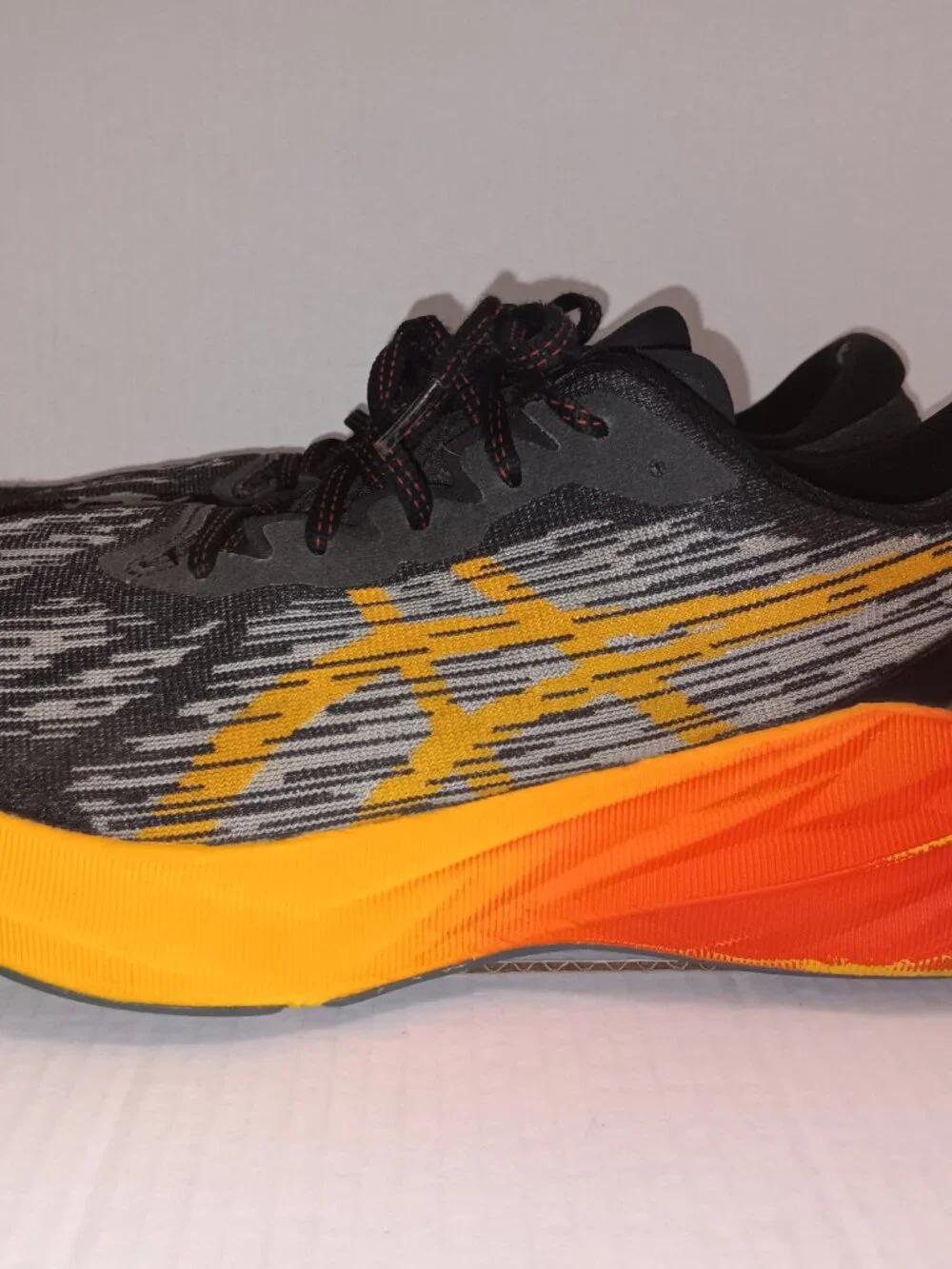 ASICS NOVABLAST 3 WALKING/RUNNING SNEAKERS MEN'S SIZE 12